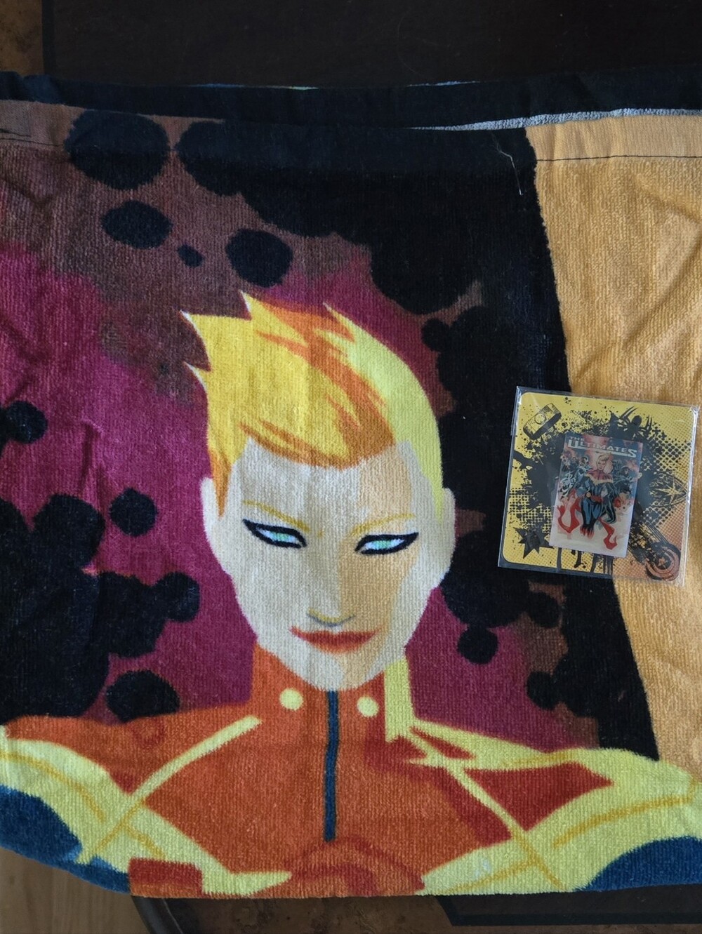 NEW Captain Marvel (Carol Danvers) Graphic Beach Towel and Enamel Pin Lootcrate